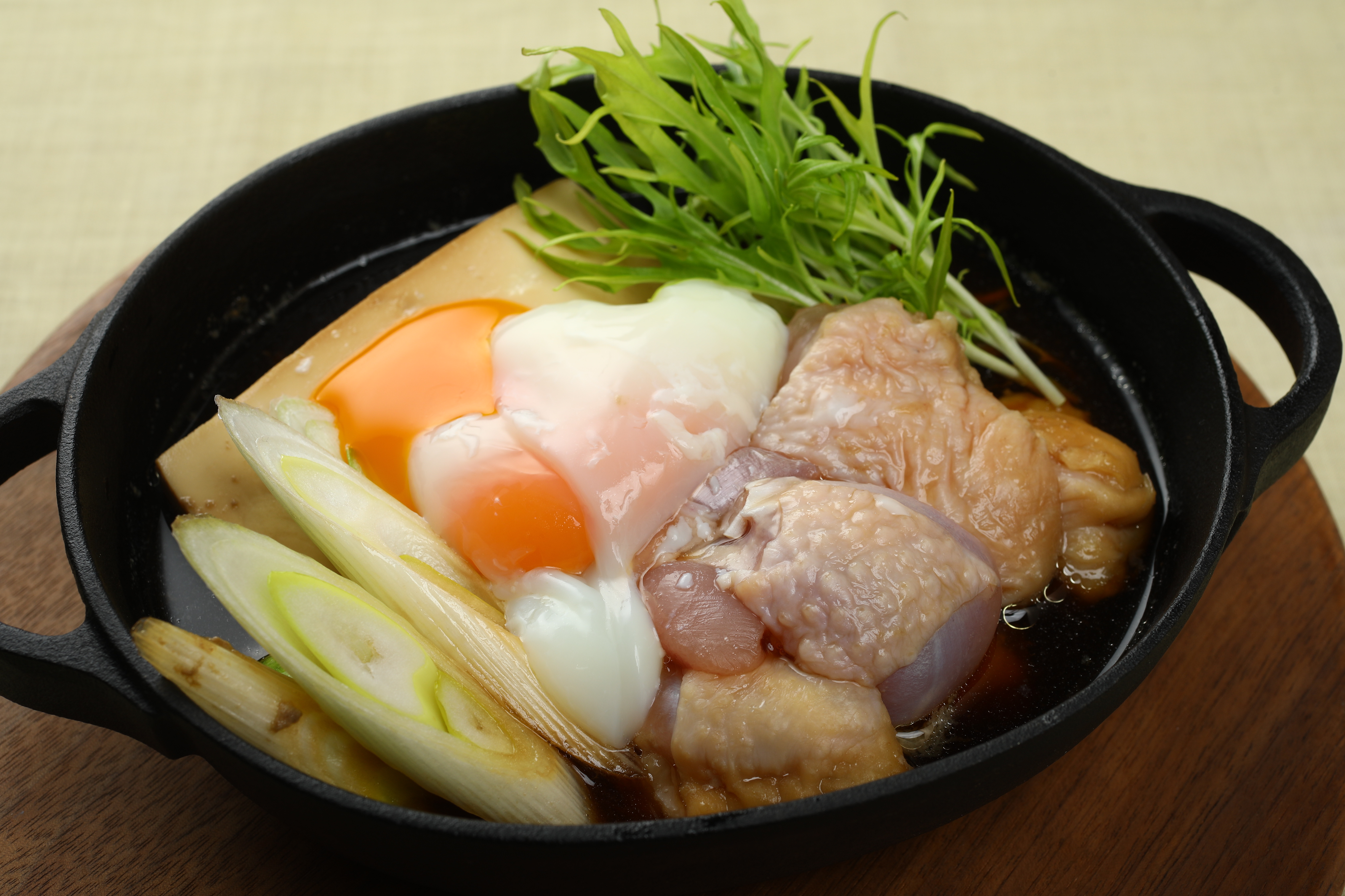 南部どりもも肉のおひとりさま簡単すき焼き