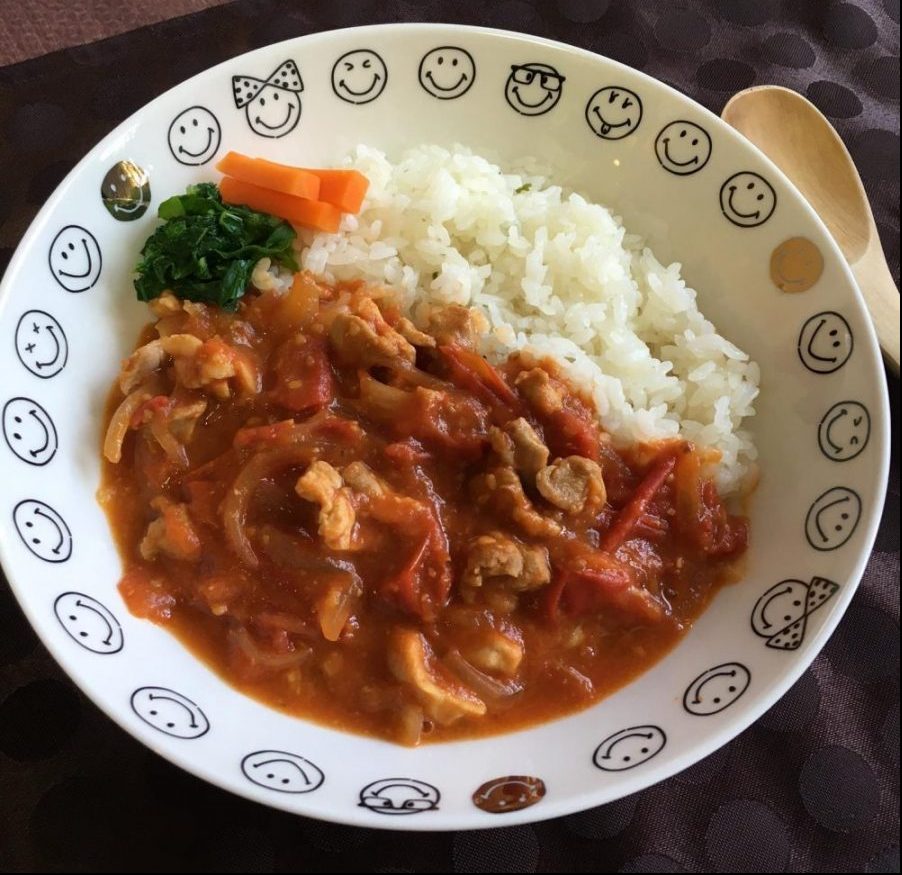 南部どりもも肉×みそとトマトのハヤシライス