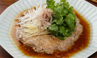 岩手がもひき肉のそのまま皿蒸し