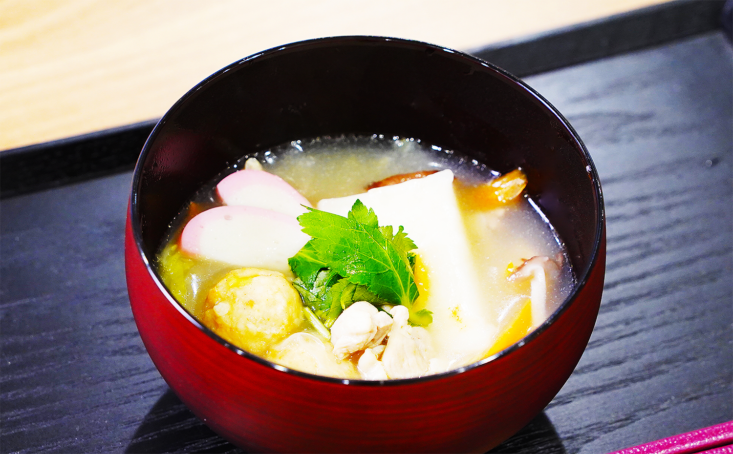 動画 赤鶏でつくるお雑煮 関東風 株式会社アマタケ